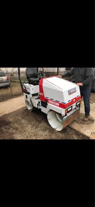 Inchiriere Mini-Excavator  Incarcator