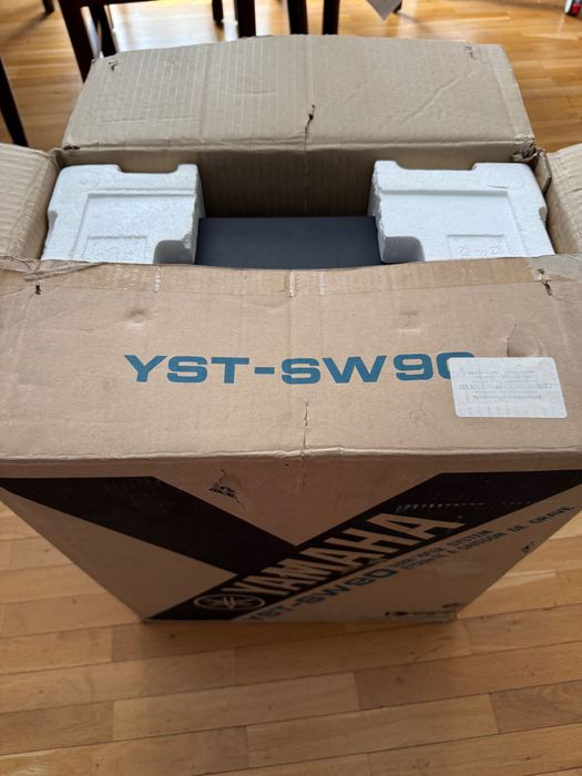 Yamaha YST-SW90 субуфер