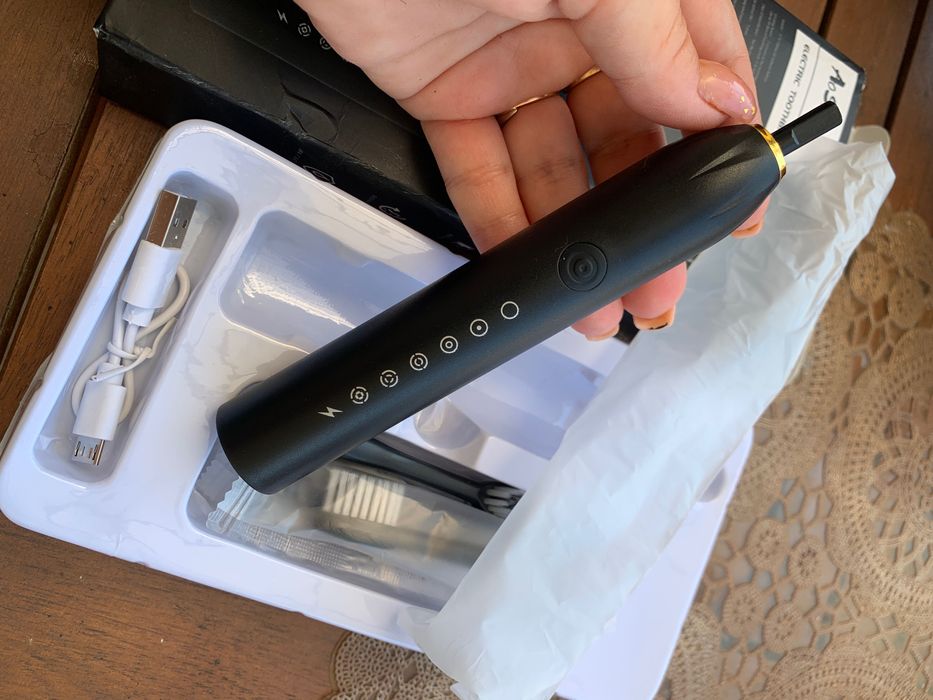 електрическа четка за зъби