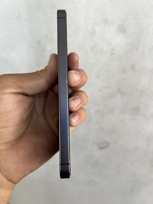 Samsung s 24 , 8/256 sotiladi aybi yoq ideal karobka documenti bor