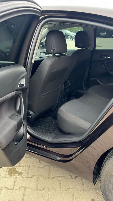 Opel Insignia 1.6 Diesel 185000 Km