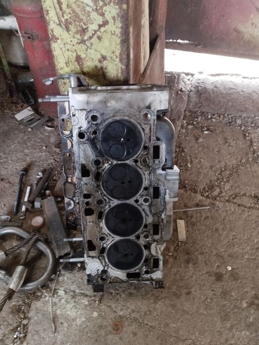 Двигател 1.6HDI 116кс 8v EHDI