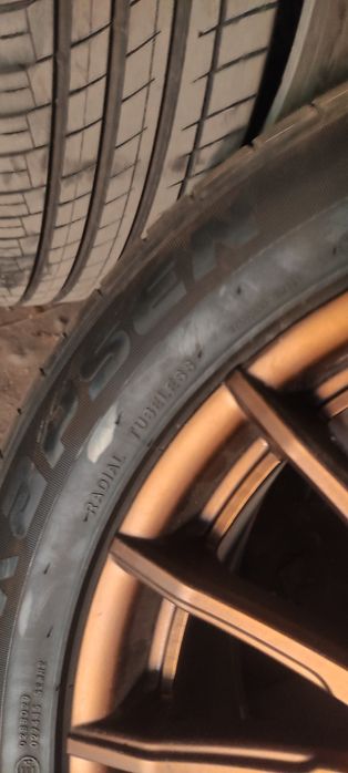 Диски с шинами 20