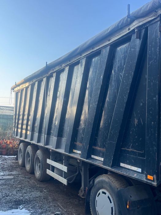 Vand semiremorci fier kempf 50 m an 2001 hardox 10500 cea neagra