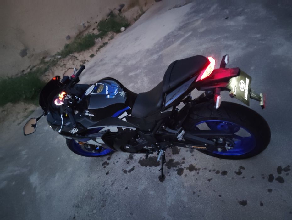 Mototsikl Sport Bayk