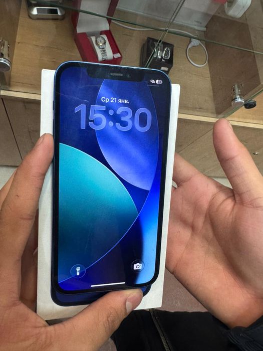 iPhone 12 Blue  64gb