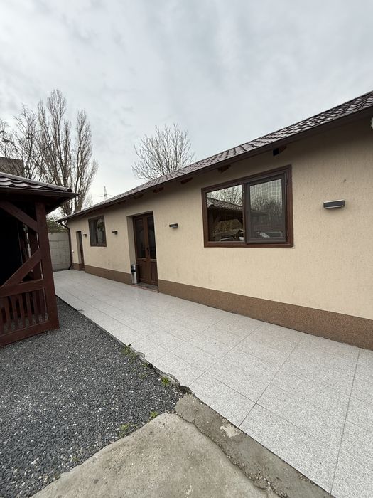 Casă de inchiriat in regim hotelier