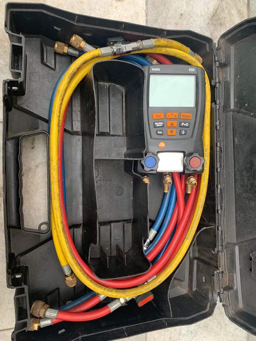 Testo 550/електронен манометър за обсл. на хладилни с-ми/в куфар!