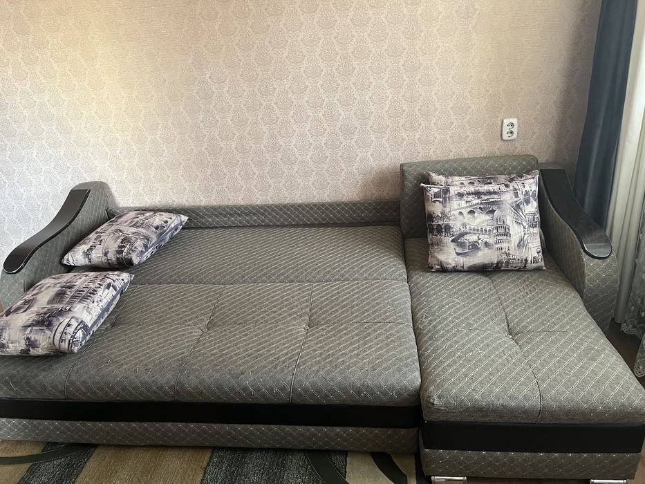 Продам угловой диван