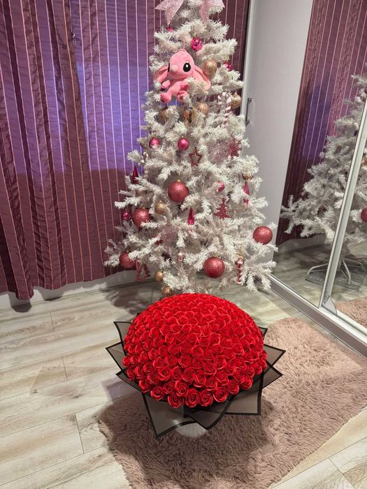 Buchet Trandafiri Imperiali cu Sclipici / Stitch / Coronita