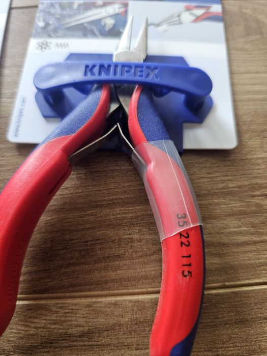 Set clesti de precizie KNIPEX de 115 mm