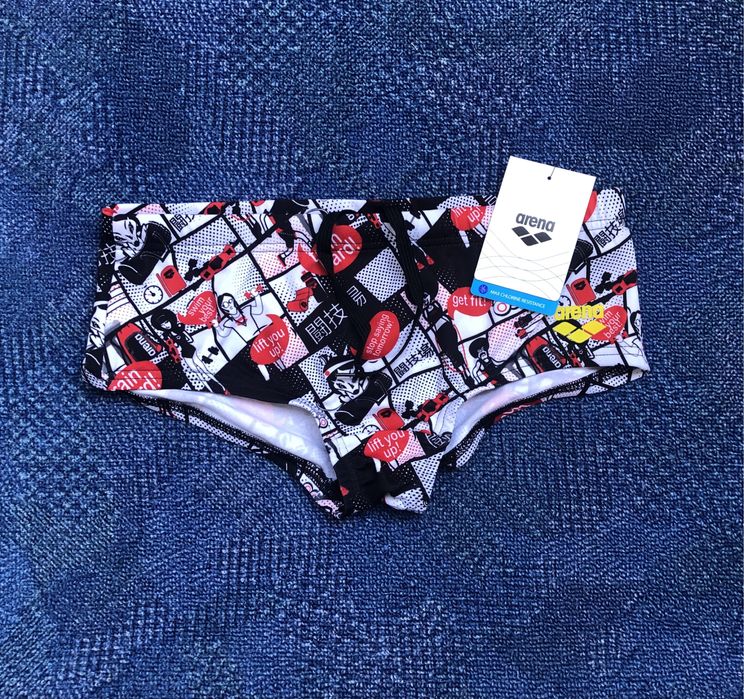 Arena ОРИГИНАЛНИ мъжки плувки/бански - XS-S