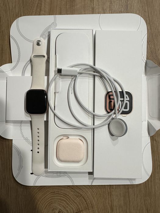 Apple Watch Series 10 42mm Rose Gold – като нов, батерия 100%