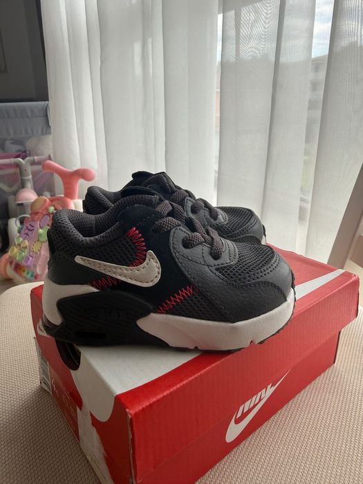 Бебешки маратонки