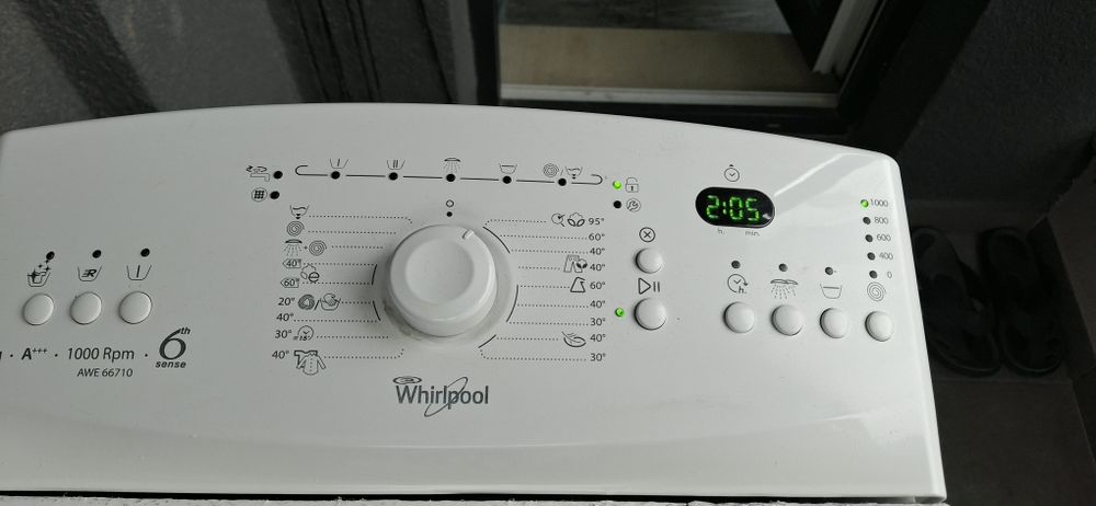 Пералня Whirlpool AWE 66710