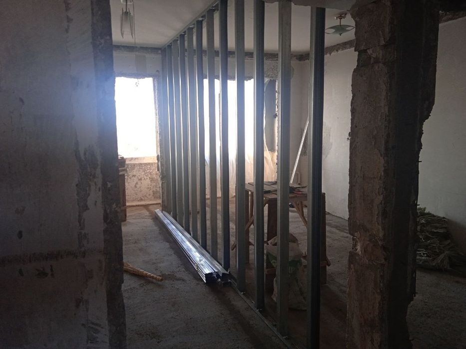 Демонтаж + строительные работы