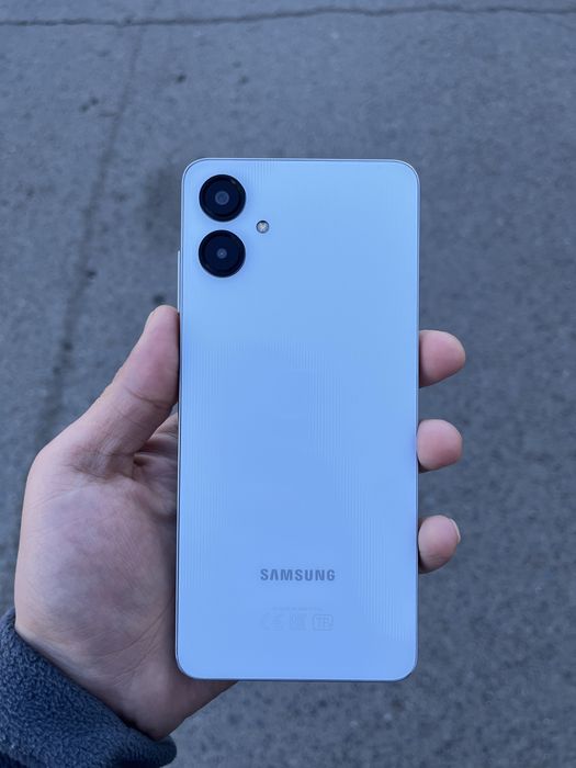Samsung a06/64гб