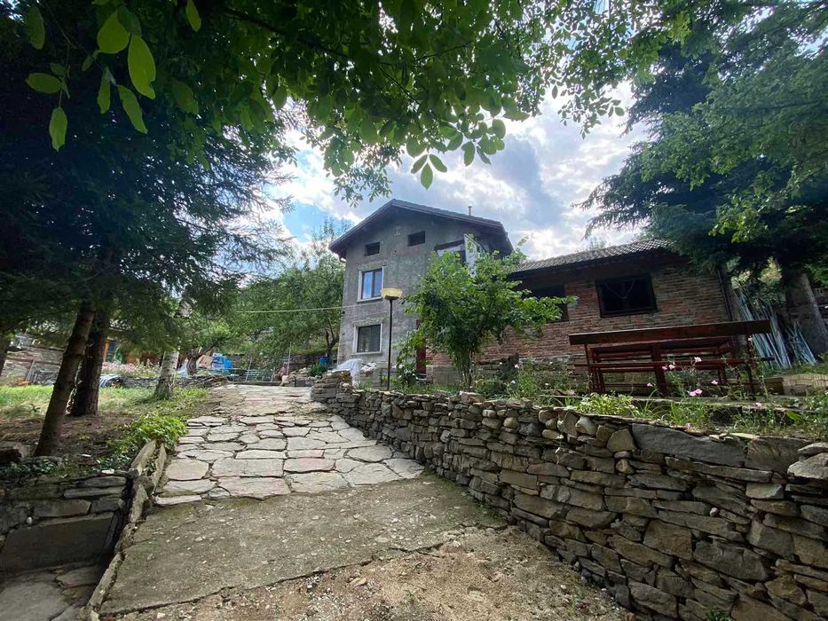 Продава се Къща в Пловдив, Тракия - 70 кв.м за 853 €/кв.м - Снимка #1