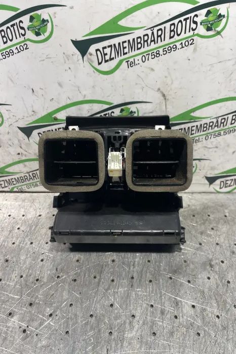 Grila ventilatie spate BMW Seria 7 2009 730d AT (245 hp)