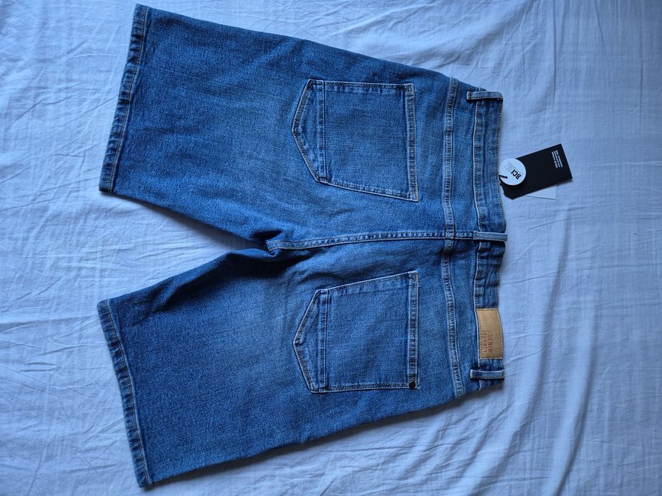 Vănd Pantaloni scurți de blugi