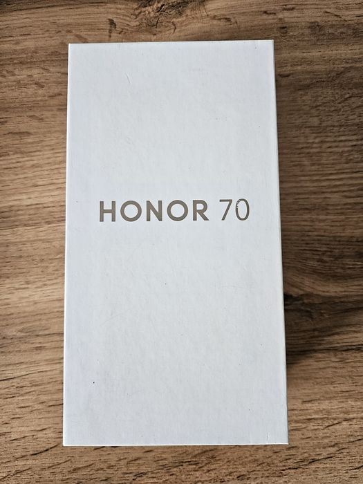 Продам Honor 70.