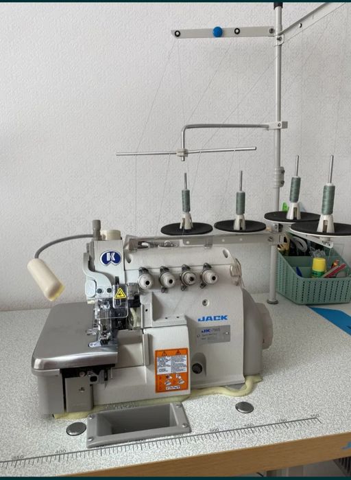 Швейные машины и оверлоки