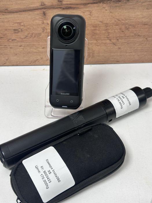 Камера Insta 360 X5