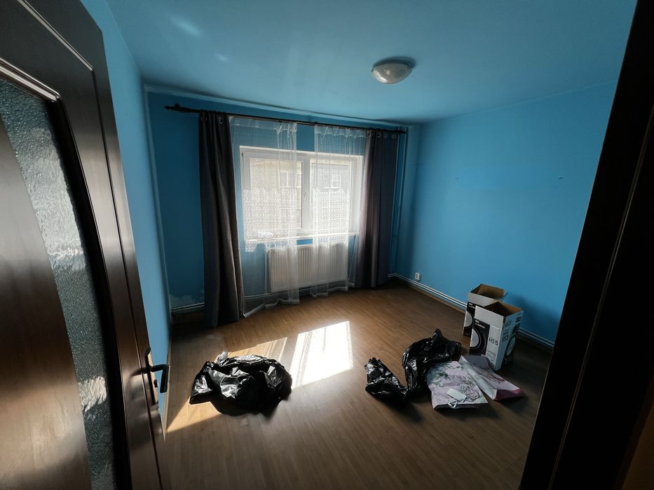 Apartament 2 camere de vânzare-Lupeni