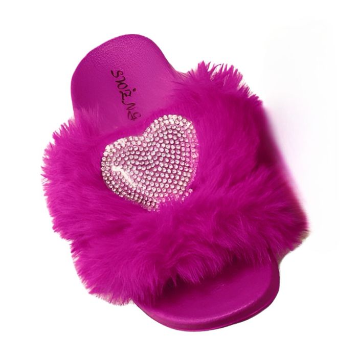 Детски пухести чехли с блестящ акцент Сърце от камъчета