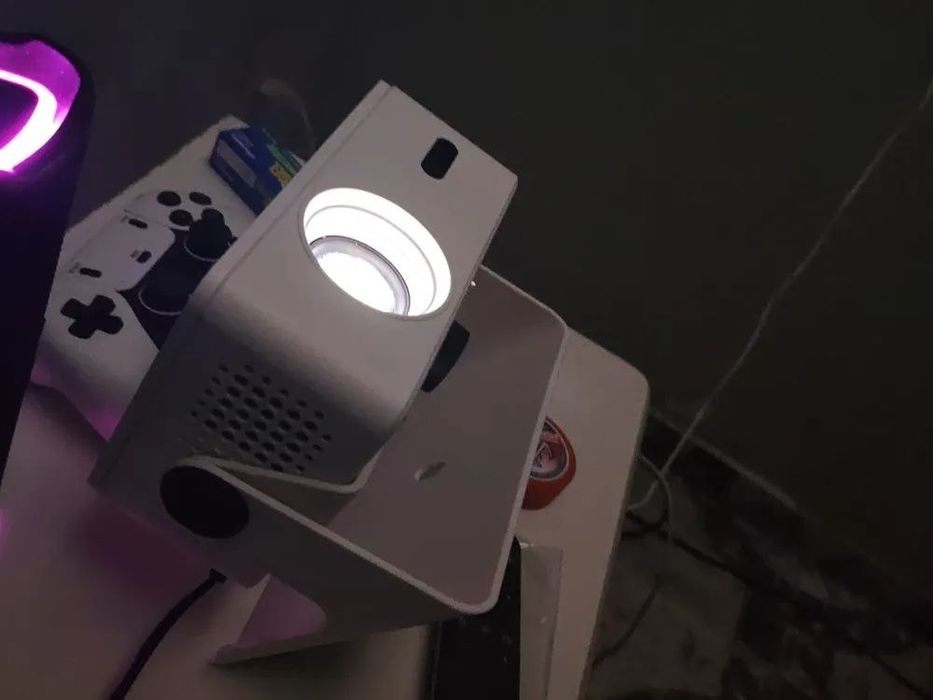 Proyektori A32 model sifati juda zor qizip ketmidi arginal tavar