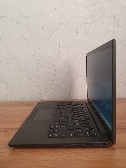 Dell i5-8365u 8/256gb