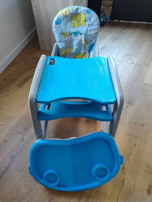 Vând scaun+masă multifuncțional pt copii de la 6 luni până la 6ani