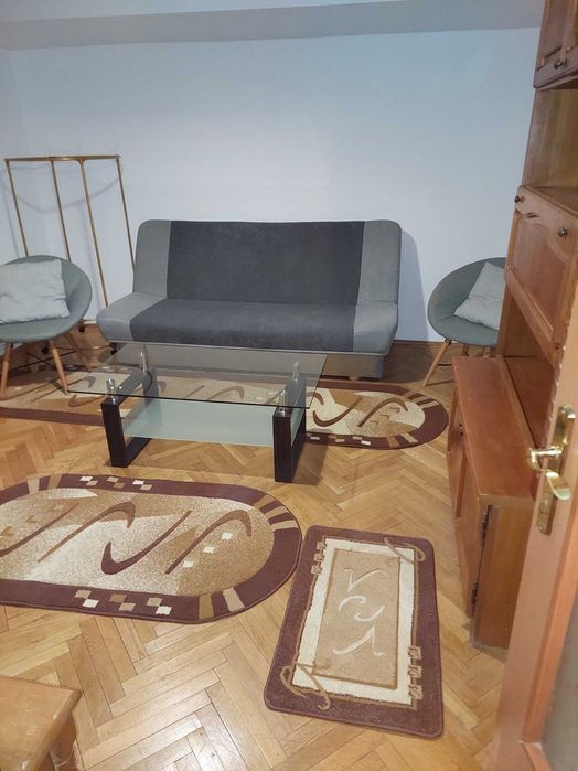 Apartament 3 camere de inchiriat