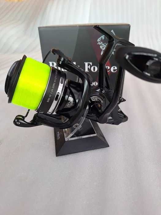 SET 4 Mulinete FL BLACK FORCE 9000 8+1RULMENTI Echipate cu Fir Fluo