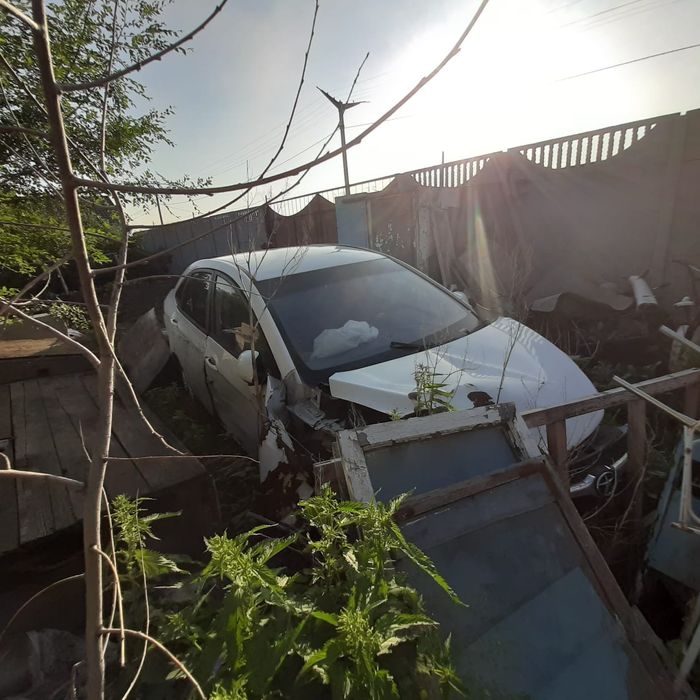 Продам в аварийном состоянии.