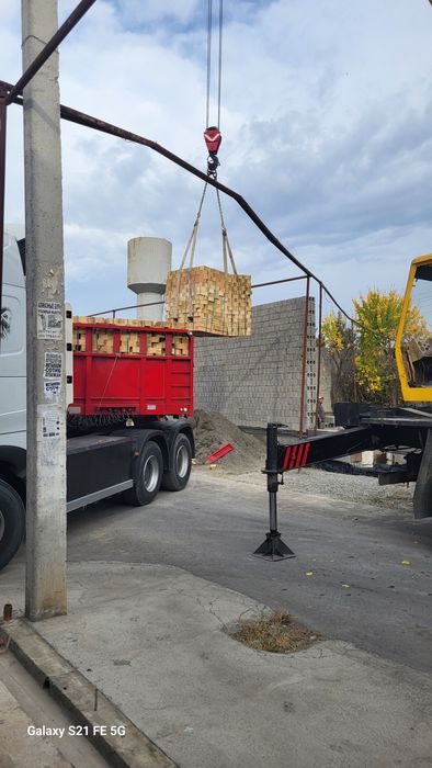 Полутора пишган гиштлар сотамиз.