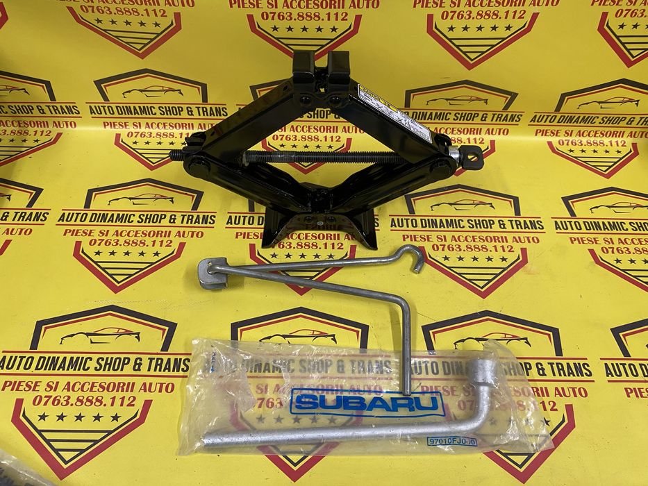 Cric auto OEM Subaru Liberty Impreza WRX cu cheie roată manivelă 900kg