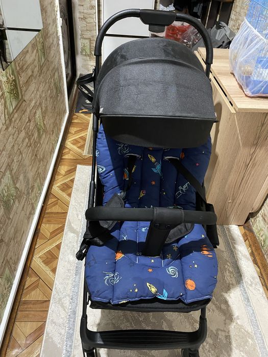 Продам коляску прогулочную