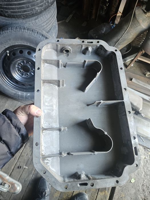 Паддон на ауди 100 2.8 обьем