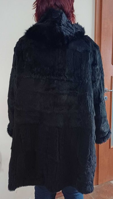 Haina blana de iepure cu gluga