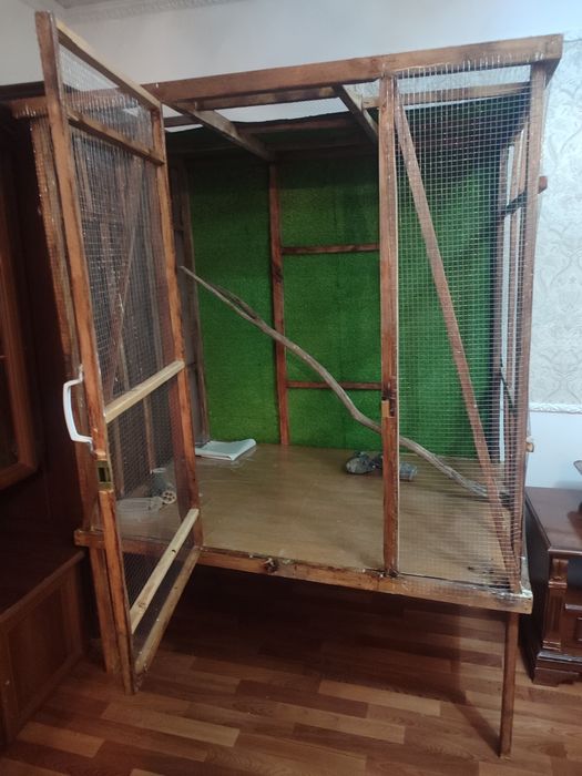 Продам вольер срочно