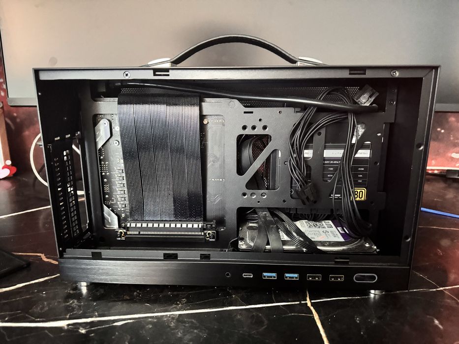 Корпус itx sff shiny snake s400pro