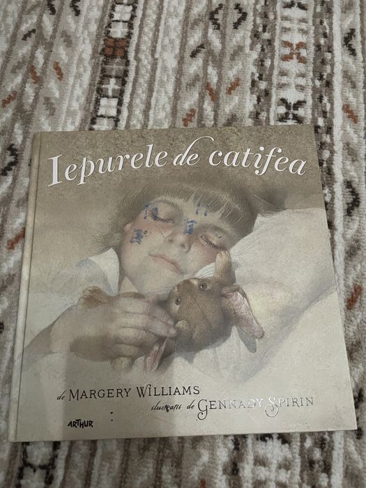 Carte Iepurele de catifea