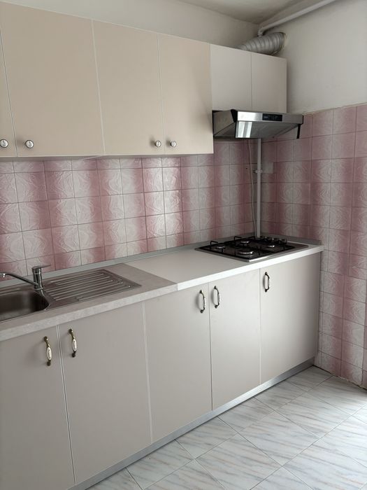 Apartament de închiriat