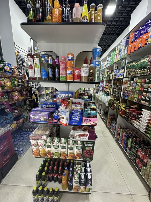 Витрины для продутового магазина