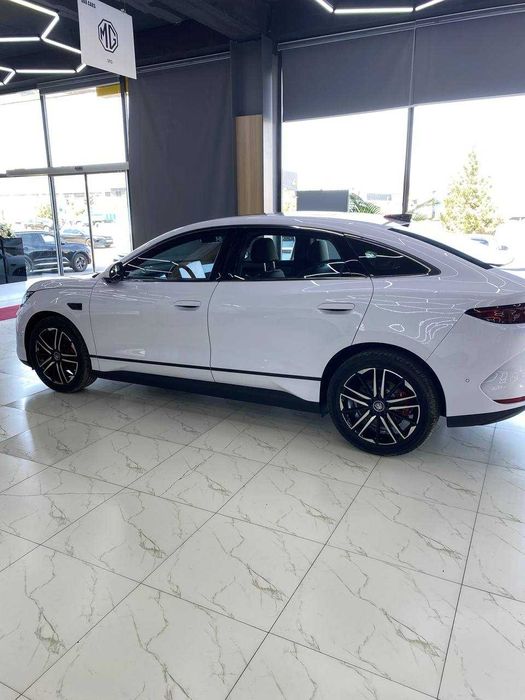 BYD Qin L 2025 — 2