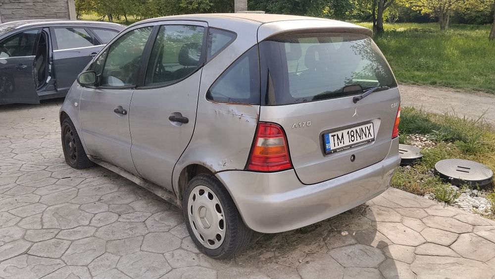 Vând Mercedes A Klass