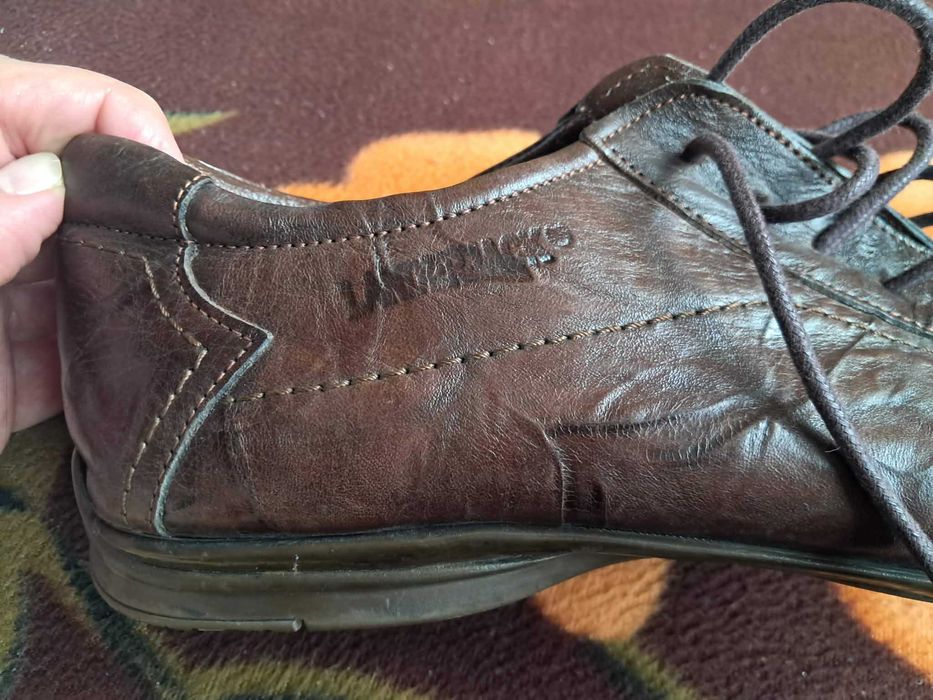 Продавам мъжки обувки номер 41 естествена кожа