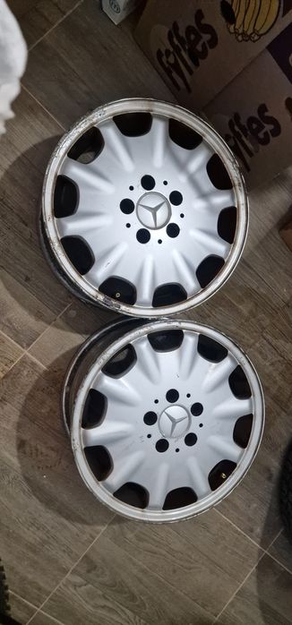 Гуми 16' от мерцесед  clk