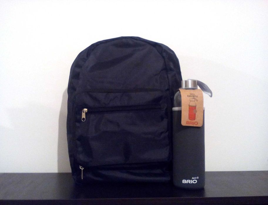 СГЪВАЕМА РАНИЦА + стъклена бутилка (650 мл) с неопренов калъф